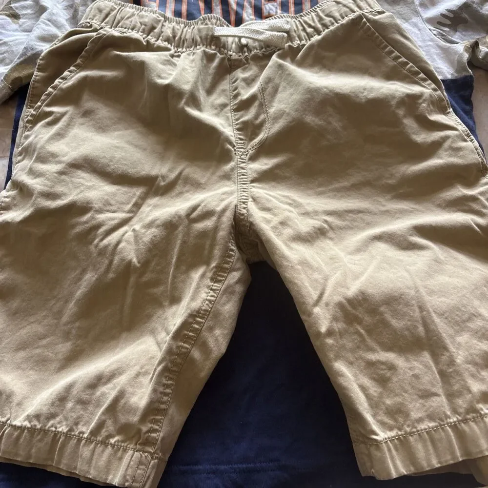 Converse T Shirt  Color Block Youth Boys Large 12-13 Years  Comes With Shorts 12